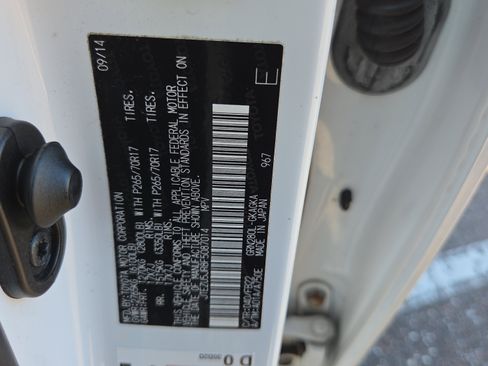 Used 2015 Toyota 4Runner SR5 image 29