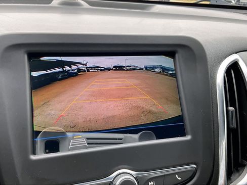 Certified 2021 Chevrolet Equinox LT image 25