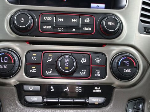 Used 2016 GMC Yukon Denali w/ Open Road Package image 34