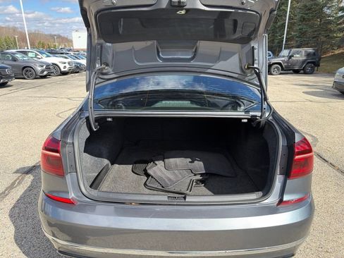 Used 2017 Volkswagen Passat 1.8T R-Line image 30