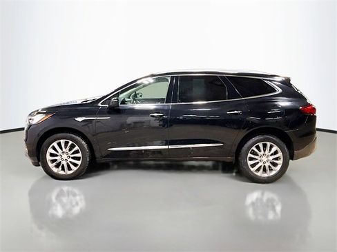 Used 2019 Buick Enclave Essence image 7