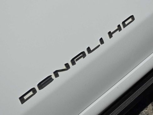 Certified 2024 GMC Sierra 2500 Denali w/ Denali Reserve Package image 11