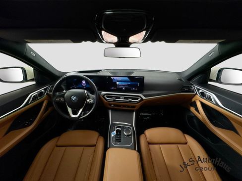 Used 2023 BMW i4 eDrive35 w/ Premium Package RWD image 28