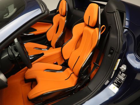 Used 2024 Ferrari 296 GTS image 22