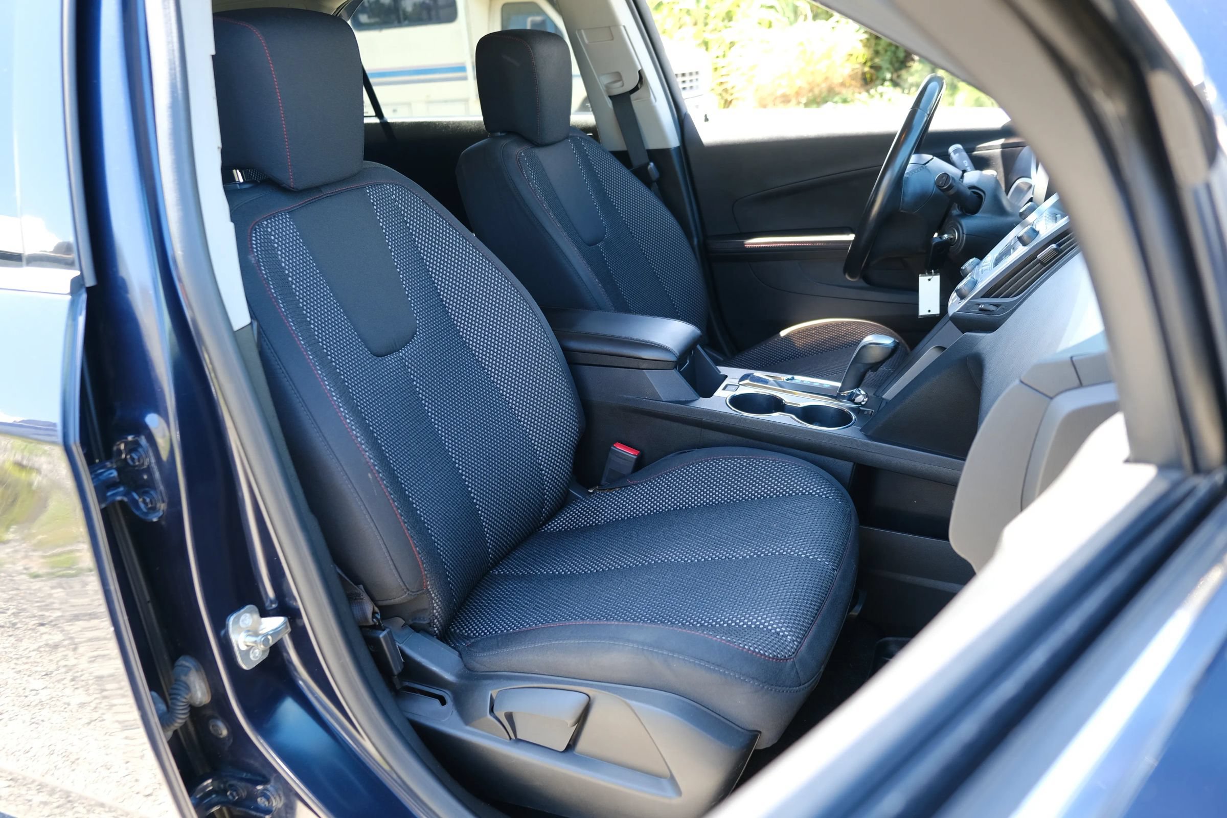 Used 2015 Chevrolet Equinox LT w/ Driver Convenience Package AWD/4WD image 11
