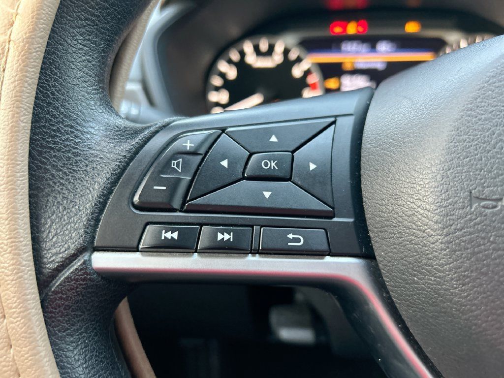 Used 2024 Nissan Altima 2.5 SV FWD image 16