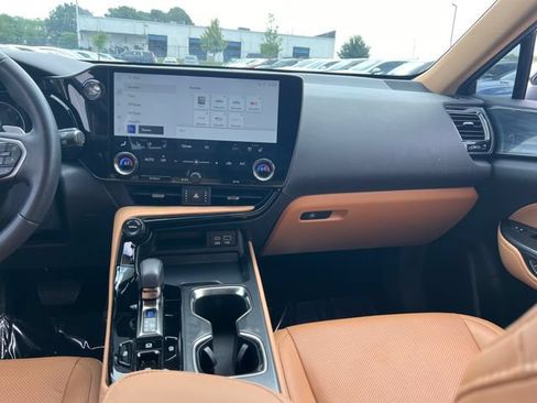 Used 2024 Lexus NX 250 FWD w/ Cold Area Package image 14
