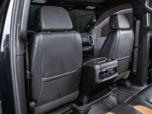 Used 2021 Chevrolet Silverado 2500 LTZ w/ Carhartt Edition AWD/4WD image 28