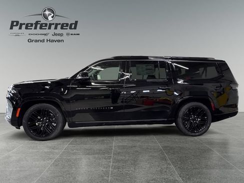 New 2026 Jeep Grand Wagoneer L Limited AWD/4WD image 11