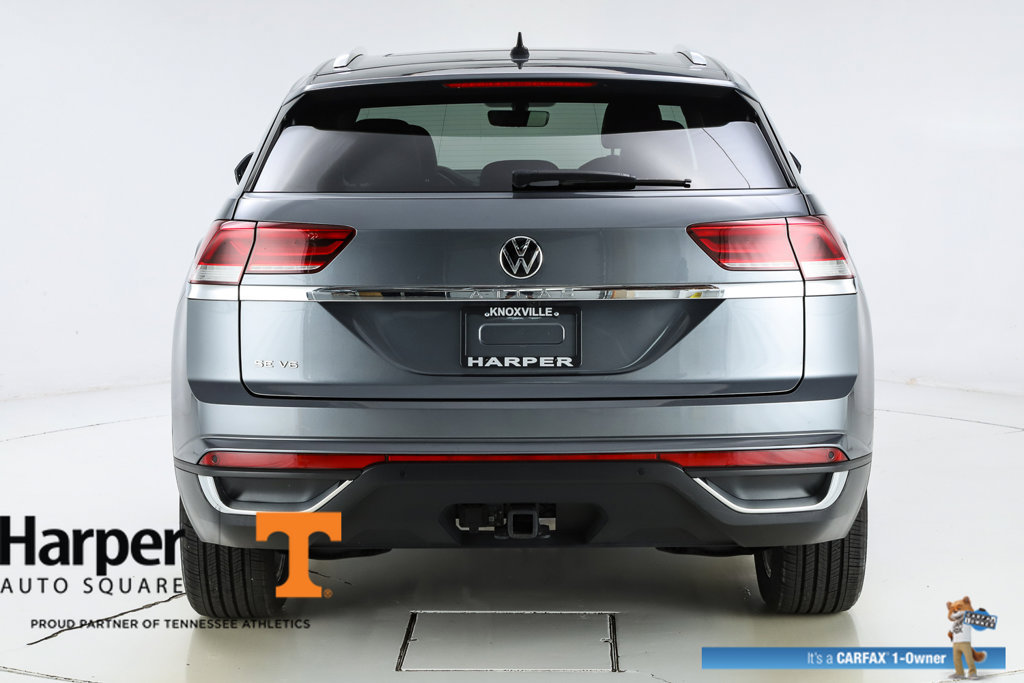Used 2023 Volkswagen Atlas Cross Sport SE w/ Panoramic Sunroof Package FWD image 8