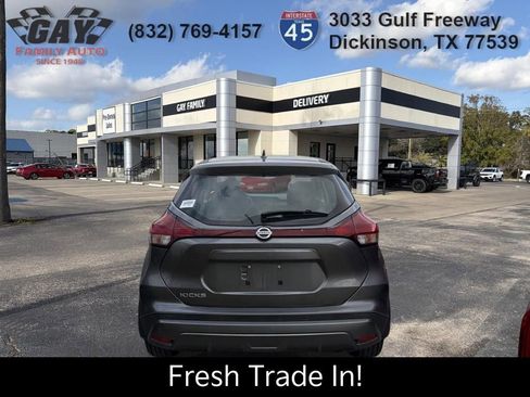 Used 2021 Nissan Kicks S image 7