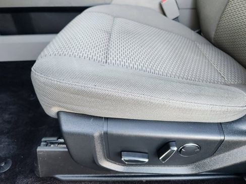 Used 2017 Ford F150 XLT w/ Equipment Group 302A Luxury image 22