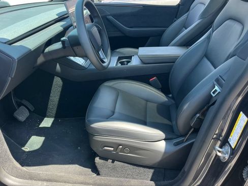 Used 2026 Tesla Model Y Long Range AWD/4WD image 24
