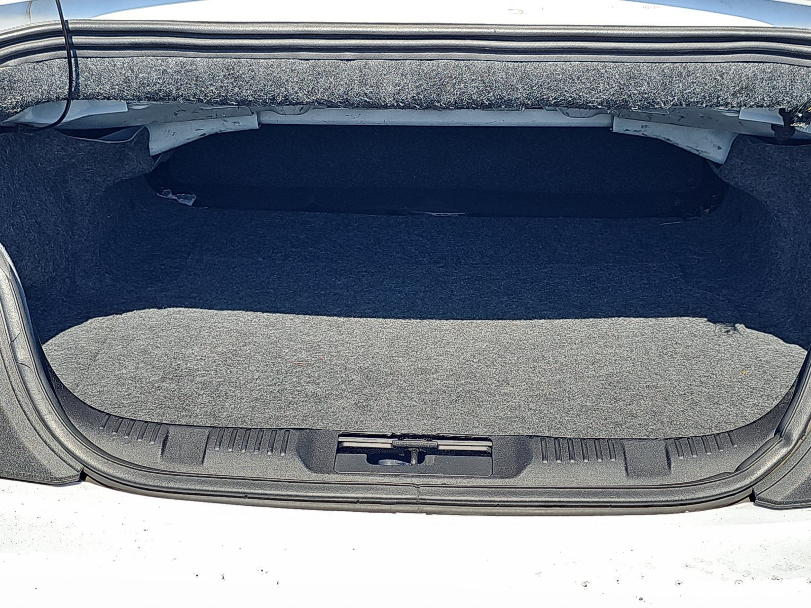 Used 2018 Ford Mustang Premium RWD image 12