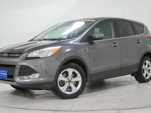 Used 2014 Ford Escape SE image 1