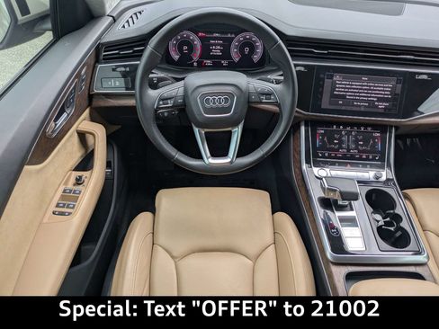 Used 2020 Audi Q8 Prestige AWD/4WD image 17