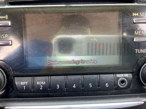 Used 2014 Nissan Rogue S w/ Convenience Package FWD image 26