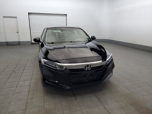 Used 2018 Honda Accord EX image 14