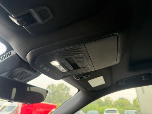Used 2026 Chevrolet Equinox LT w/ Safety and Technology Package FWD image 19