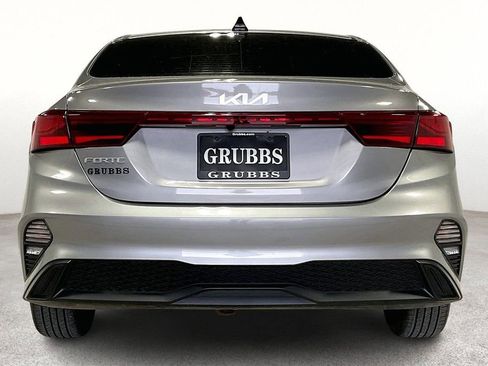 Used 2024 Kia Forte LXS image 6