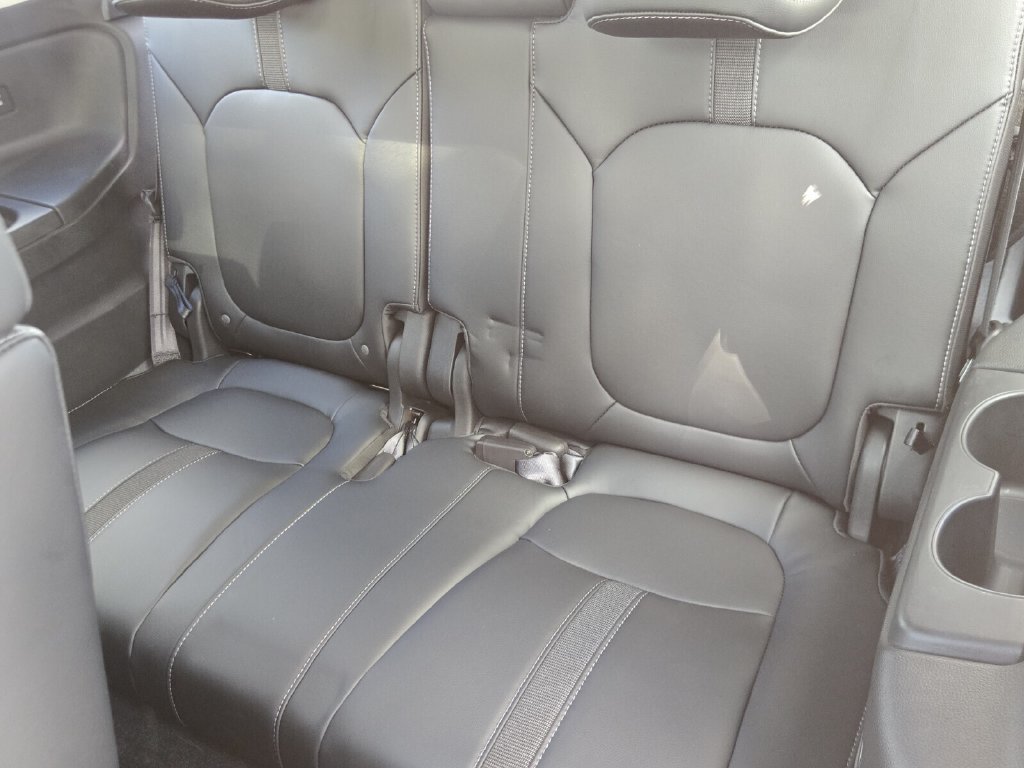 Certified 2025 Honda Pilot Touring image 16