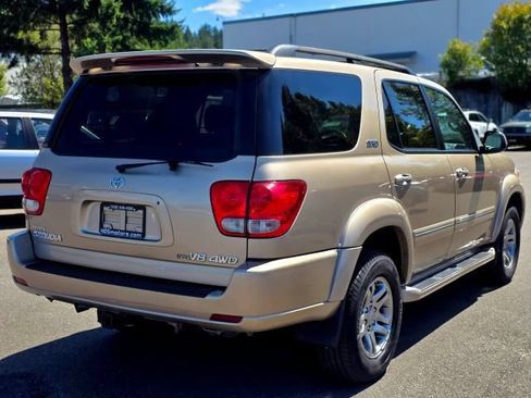 Used 2007 Toyota Sequoia SR5 AWD/4WD image 7