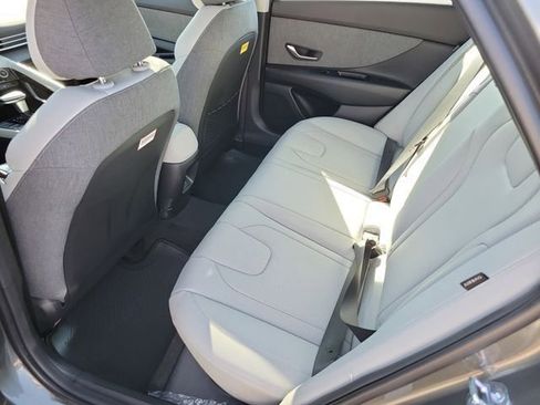 New 2026 Hyundai Elantra Limited FWD image 24