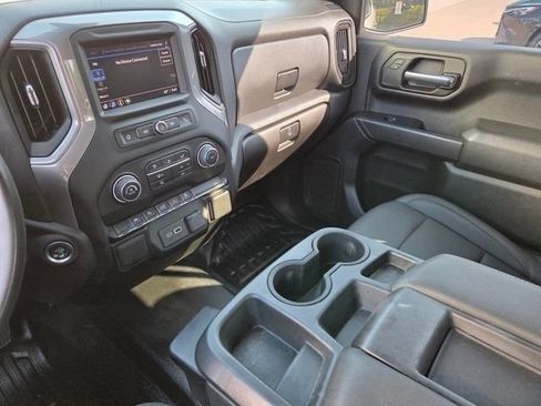 Used 2022 Chevrolet Silverado 1500 W/T w/ Trailering Package image 33