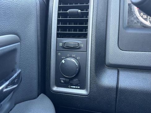 Used 2015 RAM 1500 Tradesman w/ Power & Remote Entry Group image 21