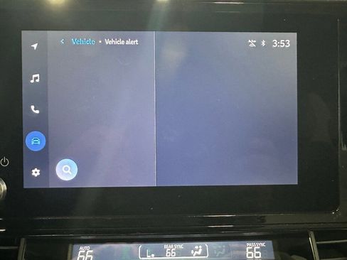 Used 2025 Toyota Sienna LE image 35