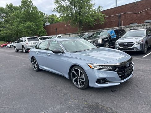 Used 2022 Honda Accord Sport image 1