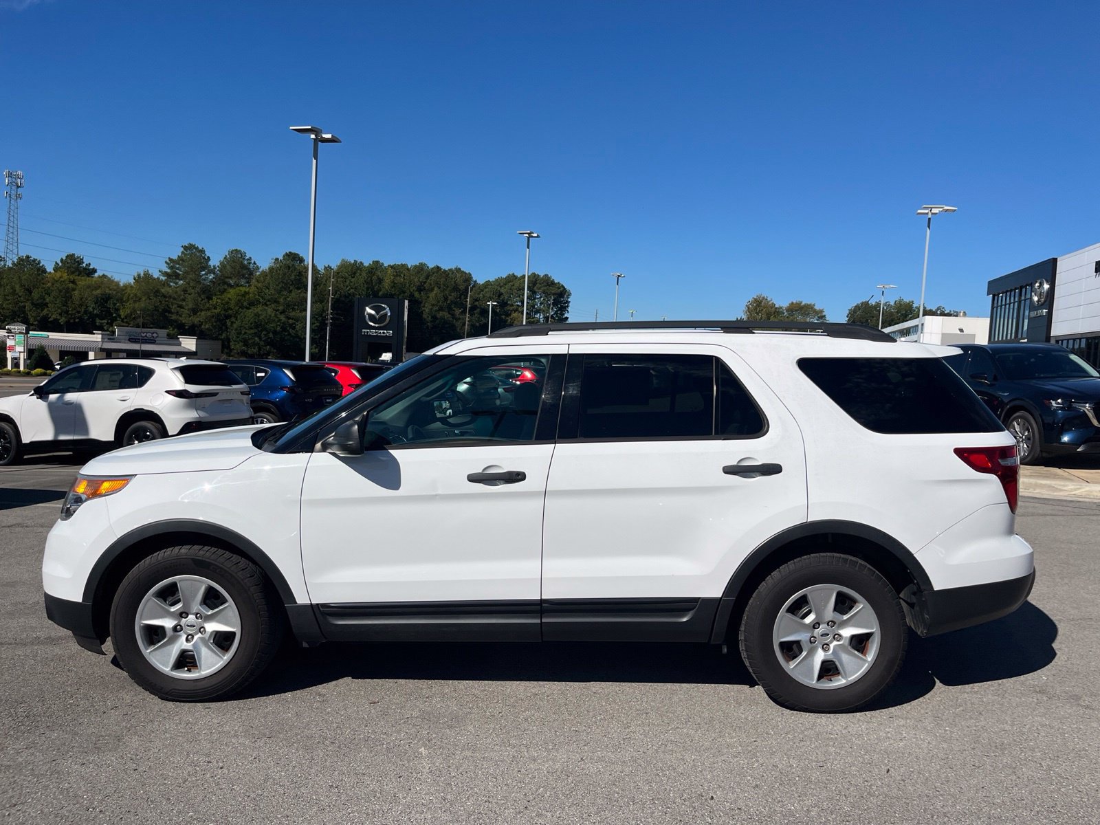 Used 2014 Ford Explorer FWD image 7