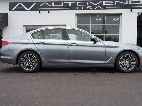 Used 2017 BMW 530i xDrive AWD/4WD image 17
