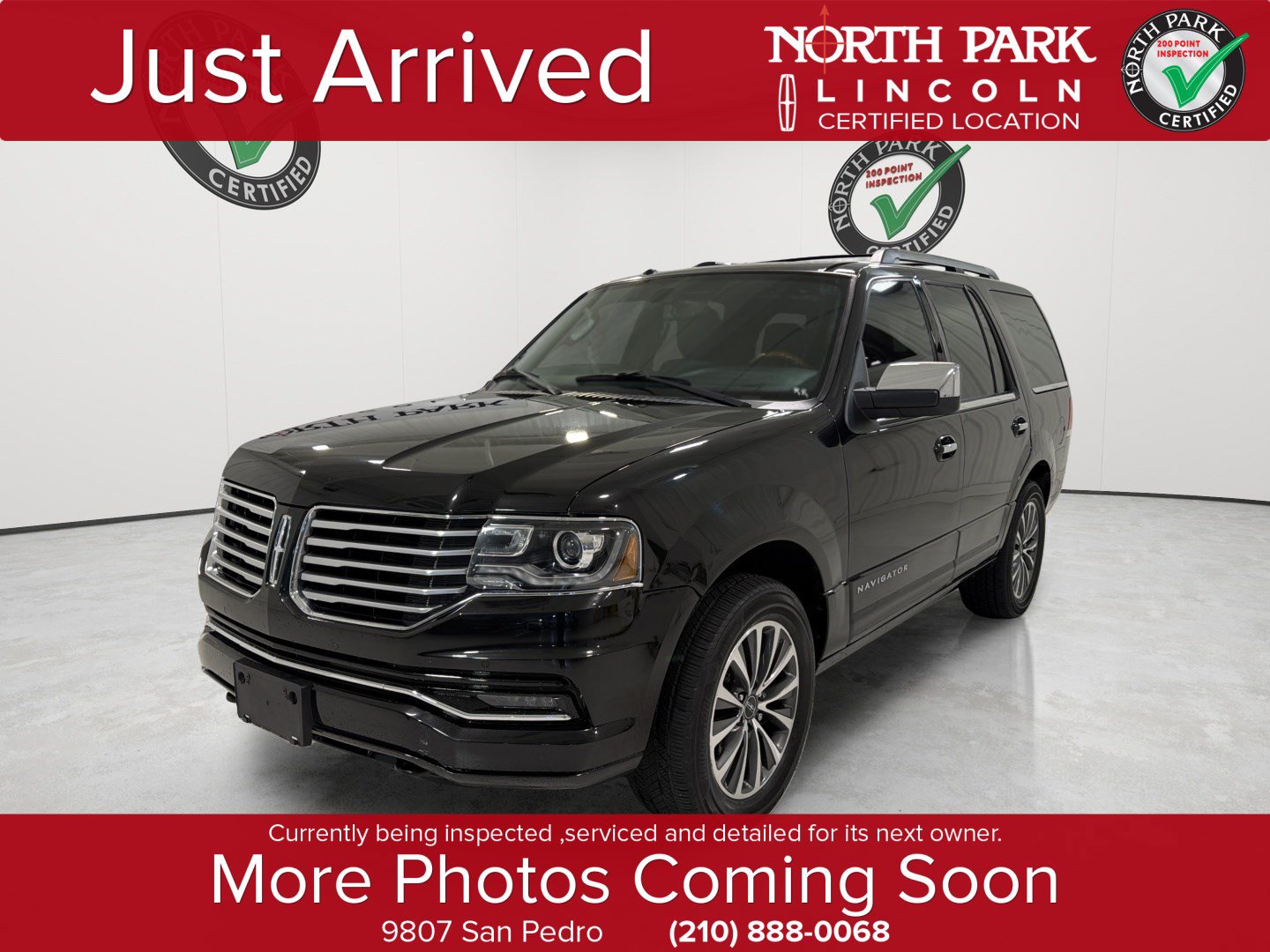 Used 2015 Lincoln Navigator 2WD image 1