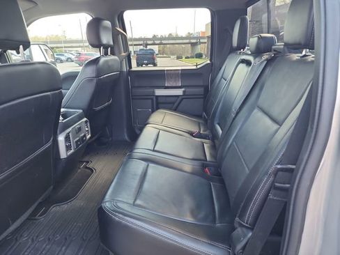 Used 2018 Ford F250 Lariat w/ Chrome Package image 18