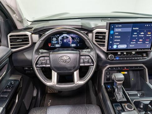 Used 2024 Toyota Tundra Limited AWD/4WD image 12