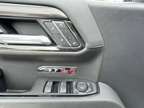 Certified 2025 GMC Sierra 1500 AT4 w/ Technology Package AWD/4WD image 21