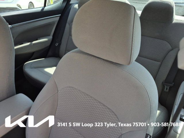 Used 2020 Hyundai Elantra SEL FWD image 17