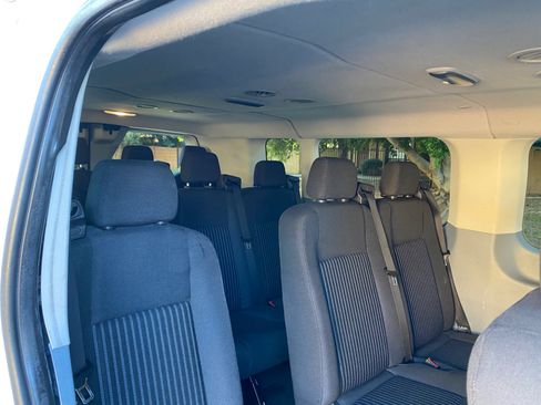 Used 2016 Ford Transit 350 XL image 34