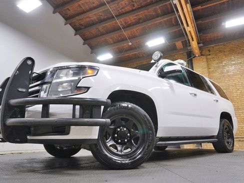 Used 2019 Chevrolet Tahoe 4WD image 3