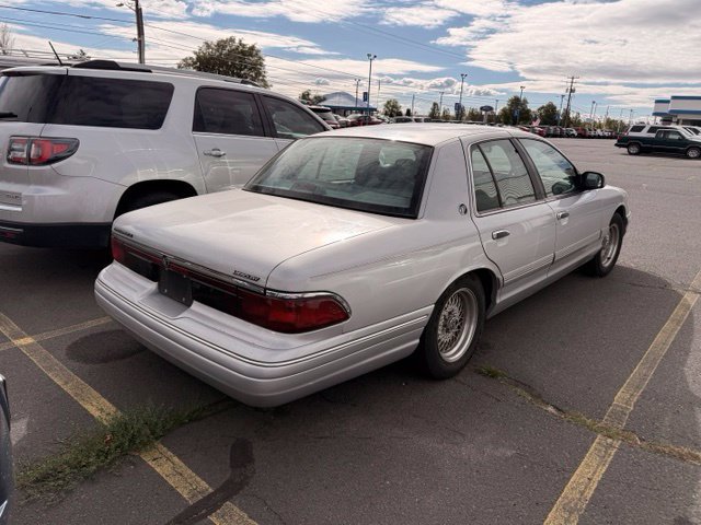 Used 1996 Mercury Grand Marquis LS RWD image 4