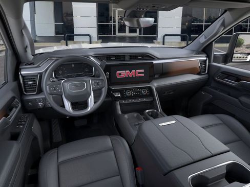 New 2026 GMC Sierra 2500 Denali w/ Denali Reserve Package image 15