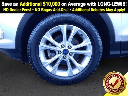 Used 2017 Ford Escape SE w/ Equipment Group 201A image 13