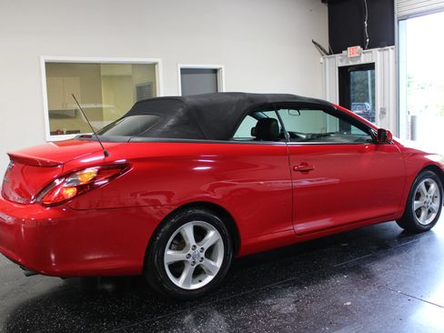 Used 2006 Toyota Solara SLE FWD image 3