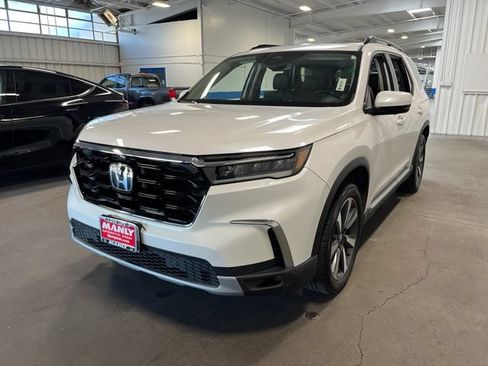 Used 2023 Honda Pilot Elite image 7