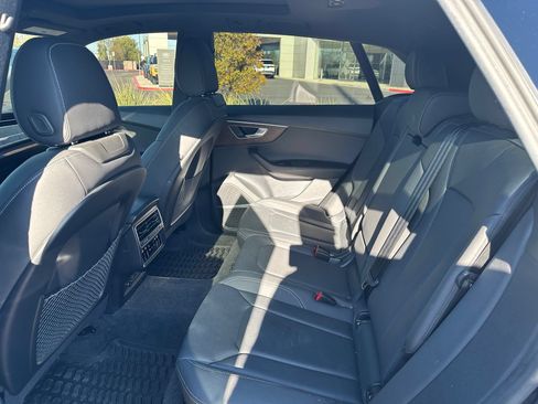 Used 2021 Audi Q8 Premium Plus w/ Premium Plus Package AWD/4WD image 6