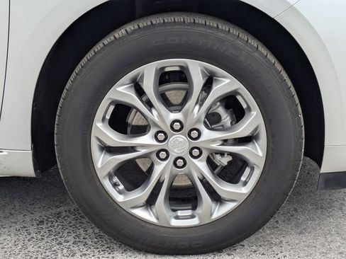 Certified 2021 Buick Enclave Avenir w/ Avenir Technology Package image 13