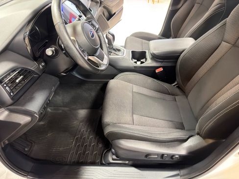 Used 2021 Subaru Outback Premium w/ Popular Package #1 image 21