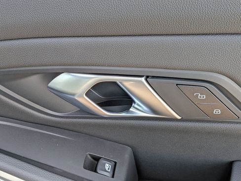 New 2026 BMW 330i w/ M Sport Package image 36