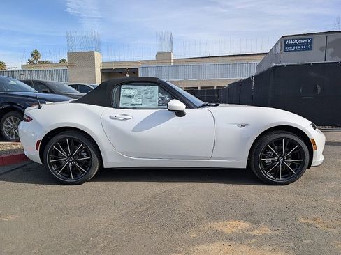 New 2025 MAZDA MX-5 Miata Grand Touring image 9